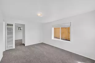 2330 E Heritage Wy, Salt Lake City, UT 84109 - Photo 21