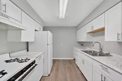 2330 E Heritage Way, Salt Lake City, UT 84109 - Photo 15