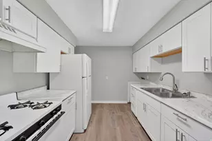 2330 E Heritage Wy, Salt Lake City, UT 84109 - Photo 15