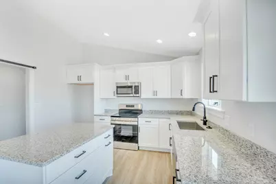 841 E 200 S #9, Mount Pleasant, UT 84647 - Photo 5