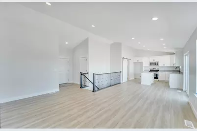 841 E 200 S #9, Mount Pleasant, UT 84647 - Photo 7