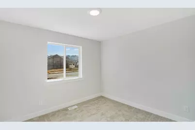 841 E 200 S #9, Mount Pleasant, UT 84647 - Photo 13