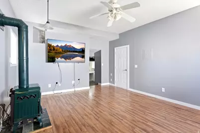 4251 W 5050 S, Roy, UT 84067 - Photo 7