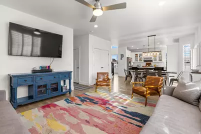 348 E Coventry Way #305, Stansbury Park, UT 84074 - Photo 9