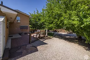 571 Mi Vida Dr, Moab, UT 84532 - Photo 9