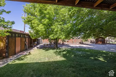 571 Mivida Dr, Moab, UT 84532 - Photo 13