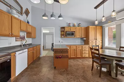 571 Mivida Dr, Moab, UT 84532 - Photo 33