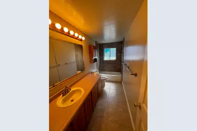 1404 S 1100 W, Syracuse, UT 84075 - Photo 9