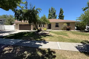 780 W Walden Hills Dr, Murray, UT 84123 - Photo 1