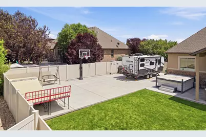 1635 E 1060 N, Lehi, UT 84043 - Photo 39
