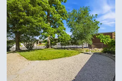 1107 E 300 S, Bountiful, UT 84010 - Photo 35