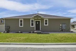 144 E 650 S, Smithfield, UT 84335 - Photo 3