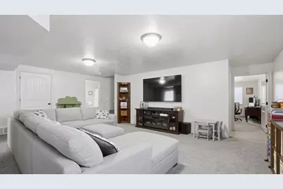 144 E 650 S, Smithfield, UT 84335 - Photo 17