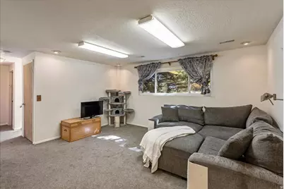 10338 S Violet Dr, White City, UT 84094 - Photo 23