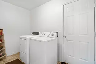 779 S 1250 W, Marriott-Slaterville City, UT 84404 - Photo 17