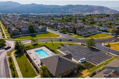 949 N Fox Hollow Dr W, North Salt Lake, UT 84054 - Photo 23