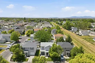 2019 N 2195 W, Clinton, UT 84015 - Photo 25