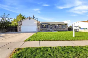 2544 W 12875 S, Riverton, UT 84065 - Photo 3