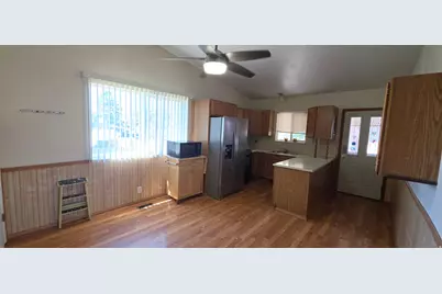 1583 W 1920 N, Layton, UT 84041 - Photo 9