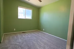 1583 W 1920 N, Layton, UT 84041 - Photo 13