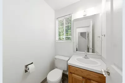 398 S Main St, Kaysville, UT 84037 - Photo 11