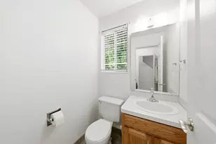 398 S Main St, Kaysville, UT 84037 - Photo 11