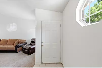 398 S Main St, Kaysville, UT 84037 - Photo 7