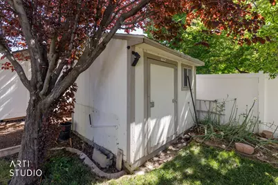 882 W 25 N, Clearfield, UT 84015 - Photo 37