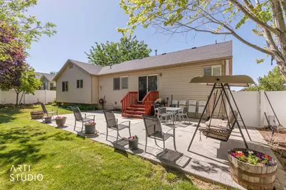 882 W 25 N, Clearfield, UT 84015 - Photo 27