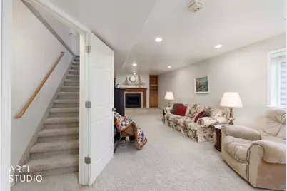 882 W 25 N, Clearfield, UT 84015 - Photo 23