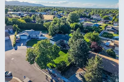 2304 W Bonanza Cir, South Jordan, UT 84095 - Photo 49