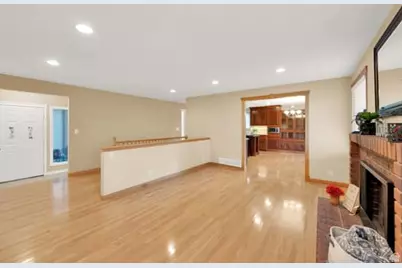 2304 W Bonanza Cir, South Jordan, UT 84095 - Photo 17
