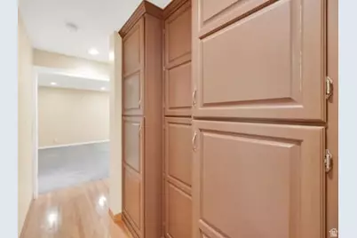 2304 W Bonanza Cir, South Jordan, UT 84095 - Photo 11