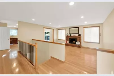 2304 W Bonanza Cir, South Jordan, UT 84095 - Photo 19