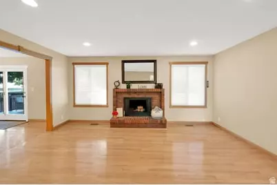 2304 W Bonanza Cir, South Jordan, UT 84095 - Photo 17