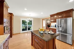 2304 W Bonanza Circle, South Jordan, UT 84095 - Photo 7