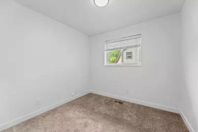 545 E Stringham Ave, Salt Lake City, UT 84106 - Photo 9