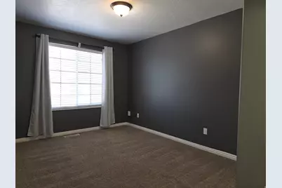 662 E Plum Creek Ln S, Ogden, UT 84404 - Photo 19