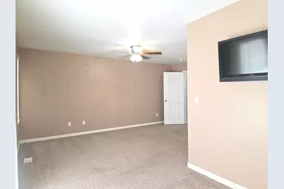 662 E Plum Creek Ln S, Ogden, UT 84404 - Photo 13