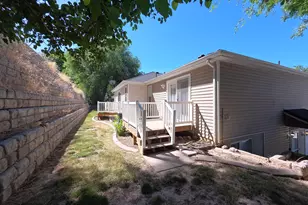 662 E Plum Creek Ln S, Ogden, UT 84404 - Photo 25