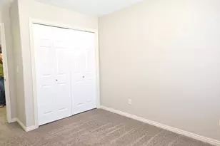 662 E Plum Creek Ln S, Ogden, UT 84404 - Photo 23