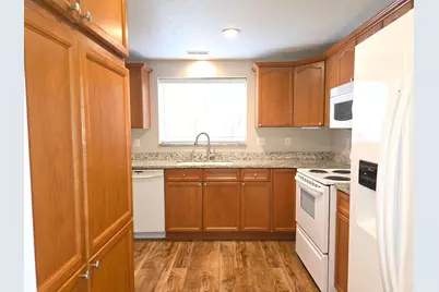 662 E Plum Creek Ln S, Ogden, UT 84404 - Photo 7