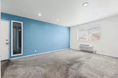 549 E Stringham Ave S, Salt Lake City, UT 84106 - Photo 15