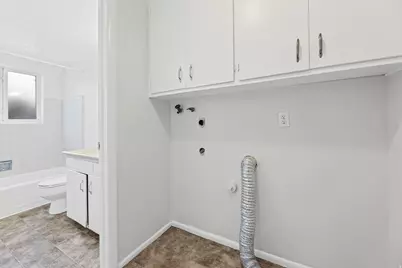 549 E Stringham Ave S, Salt Lake City, UT 84106 - Photo 11