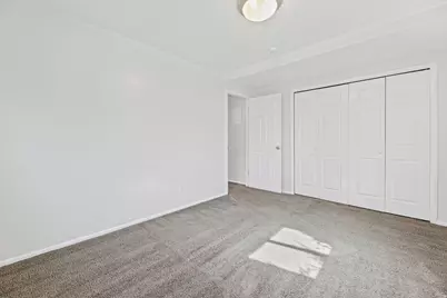 549 E Stringham Ave S, Salt Lake City, UT 84106 - Photo 9