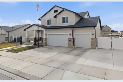 1448 E Erickson Knoll Ln, Eagle Mountain, UT 84005 - Photo 3