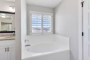 4810 N Primrose Way, Eagle Mountain, UT 84005 - Photo 15