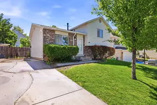 197 N 400 W, Clearfield, UT 84015 - Photo 1