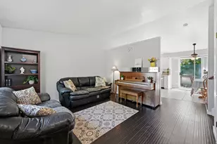 197 N 400 W, Clearfield, UT 84015 - Photo 3