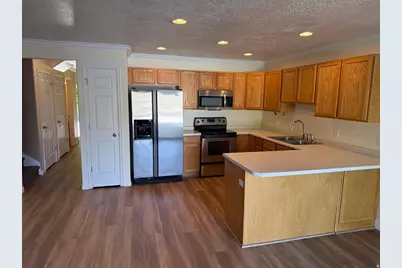 1156 S 1420 E, Provo, UT 84606 - Photo 9